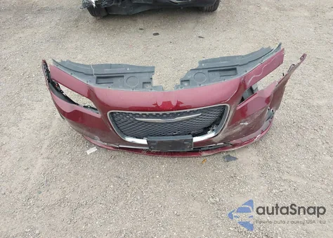 2018 Chrysler 300 Limited из США, поврежденный, VIN 2C3CCAEG7JH167909